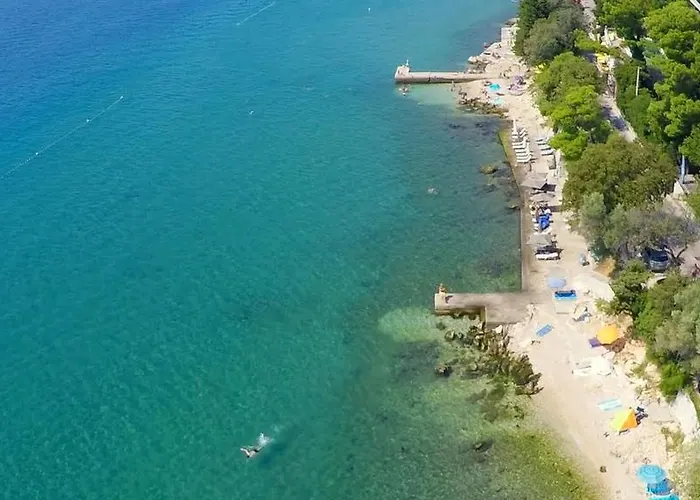 Harmonie - Adults Only +14