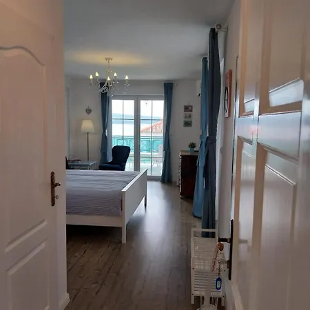 Harmonie - Adults Only +14