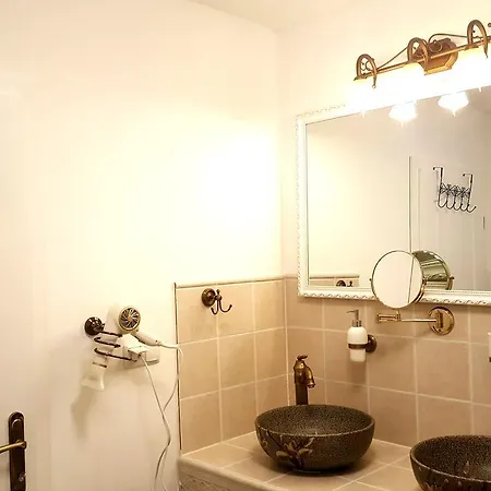 Harmonie - Adults Only +14 Bed & Breakfast